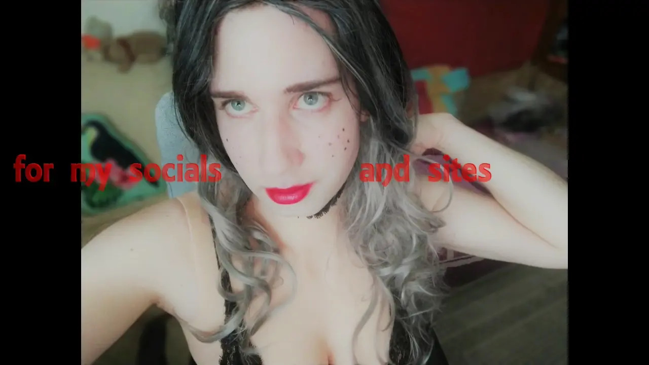 Watch Oral administration Shemale Porn Videos | TranSexBig.