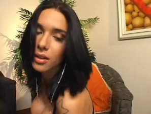 Sexy Brazilian Shemale Fucked Off