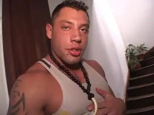 TS beauty is skilful at sucking and hot at fucking