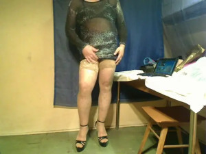 Amateur crossdresser striptease