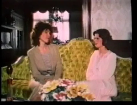 Watch Shemale and girl vintage petting Shemale Porn Videos | TranSexBig.