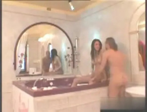 Hot session with a shemale in a bath