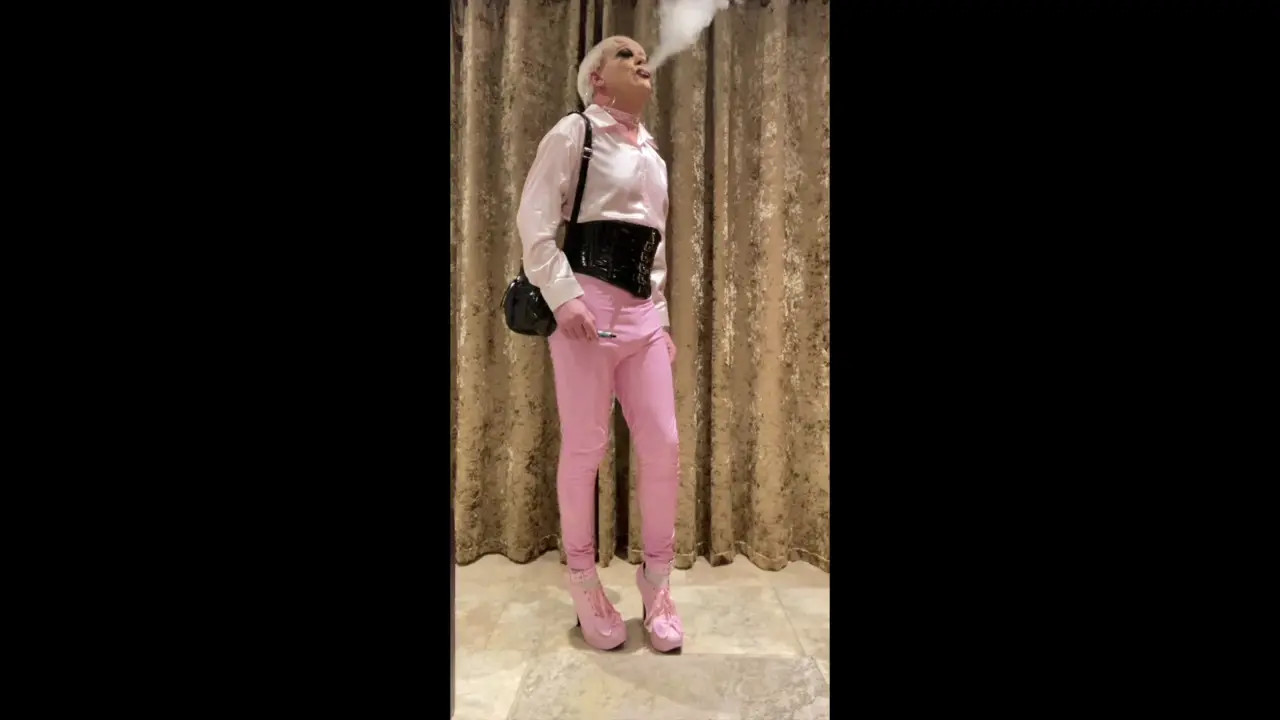 Watch Pretty Gay boi - Vaping Shemale Porn Videos | TranSexBig.
