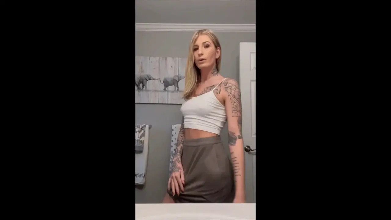 Watch Dakoda - Sexy With a Gorgeous Cock Shemale Porn Videos | TranSexBig.