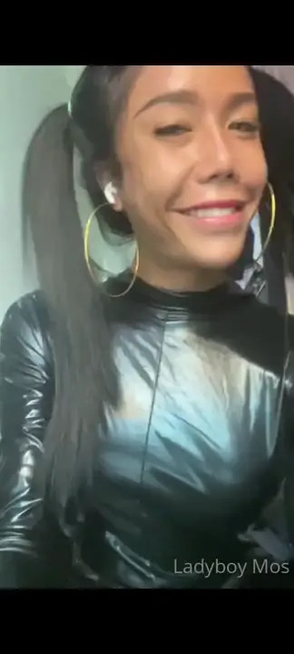 Watch Ladyboy Mos Shemale Porn Videos | TranSexBig.