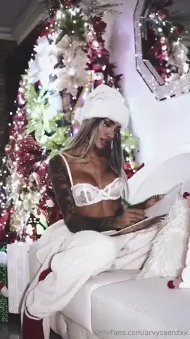 Watch Laura 4 Shemale Porn Videos | TranSexBig.