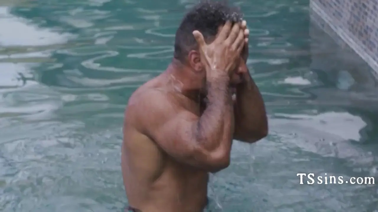 Watch I Can Help You Forget The Breakup Shemale Porn Videos | TranSexBig.