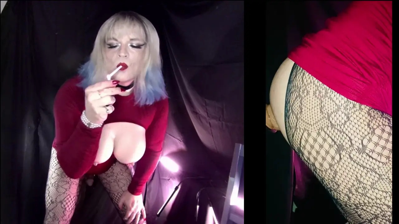 Watch Smoking Wall Sex Shemale Porn Videos | TranSexBig.