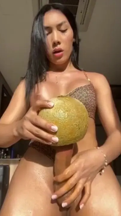 Watch 5 frutti ogni giorno Shemale Porn Videos | TranSexBig.