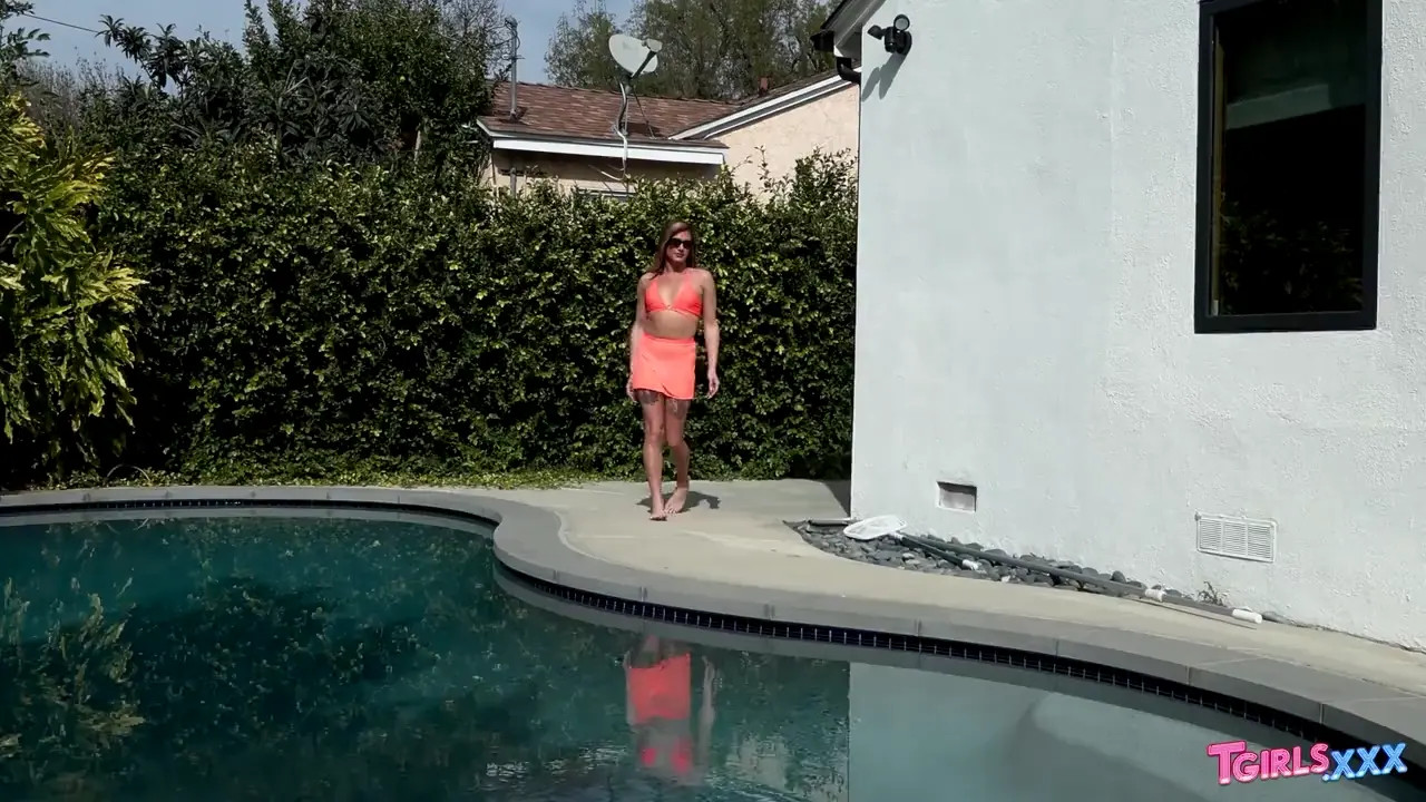 Watch TGIRLS XXX - Kalli Grace Sizzling Hot In Bikini, Wants You Shemale Porn Videos | TranSexBig.