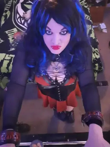 Watch Smoking Shemale Porn Videos | TranSexBig.