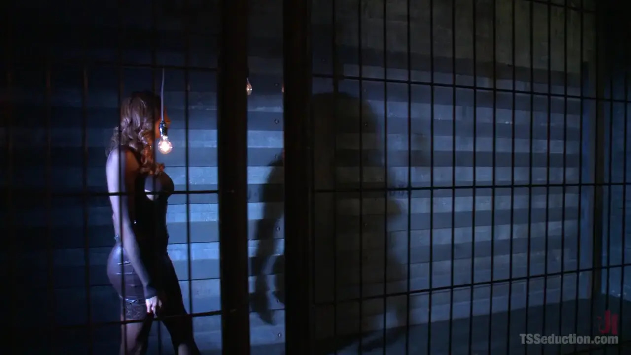 Watch Yasmin Lee gives at Kip Johnson Her Powerful Cock Shemale Porn Videos | TranSexBig.