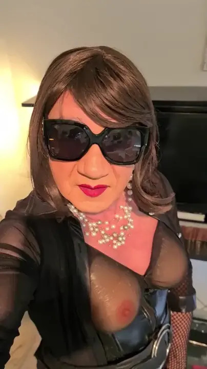 Watch Sucking cd threesome Shemale Porn Videos | TranSexBig.