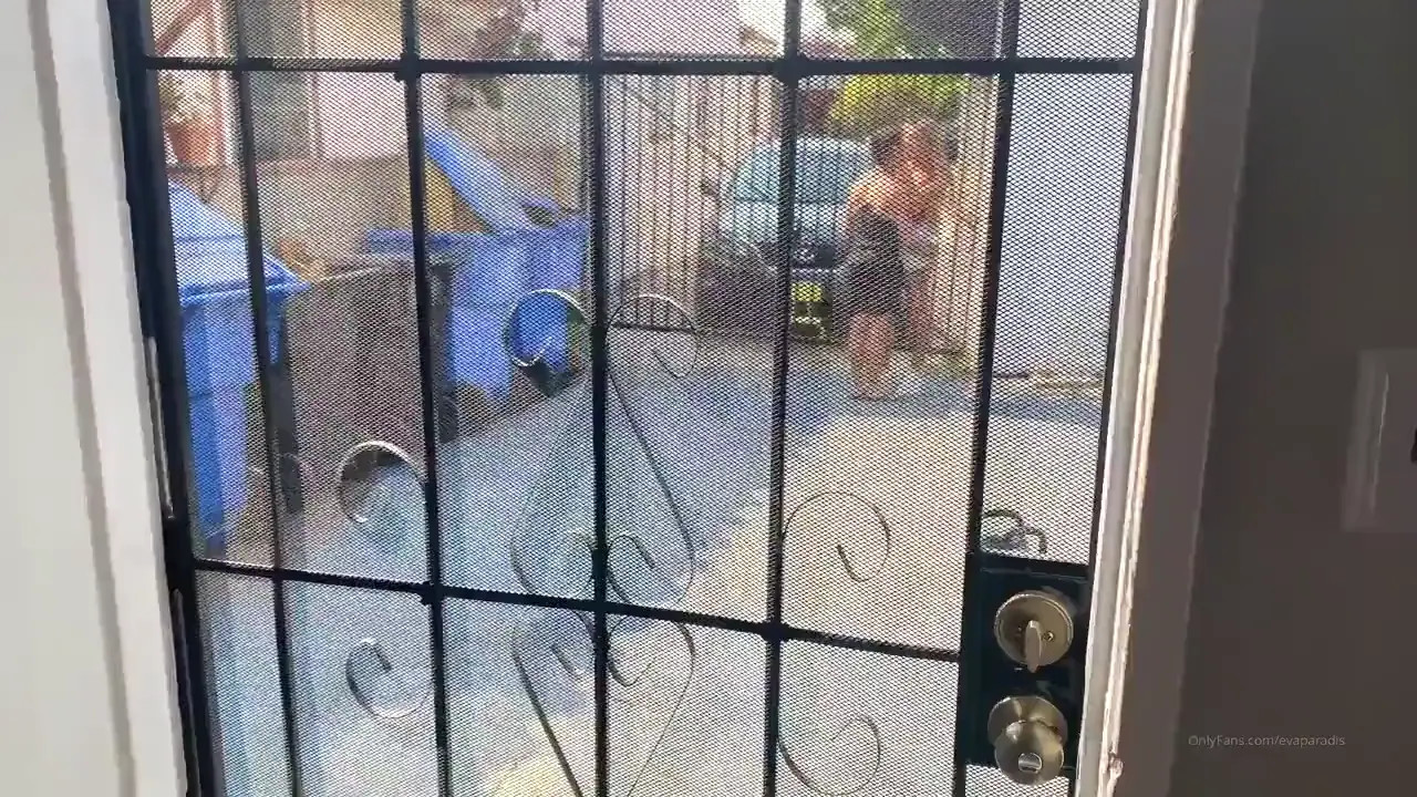 Watch Eva Fucks guy outdoor Shemale Porn Videos | TranSexBig.