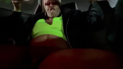 ebony tgirl getting head at a laundry mat p