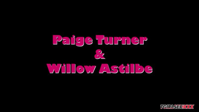 TGIRLSEX - ENJOY PAIGE TURNER AND WILLOW ASTILBE ON THE FIELD HERE