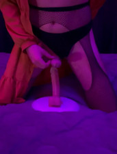 Femboy fucks a dildo and cums
