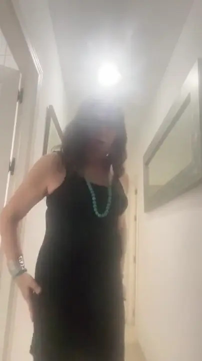 Watch Daniela Monroe TV, Spanish trans posing sexy in a black dress, cums in the hallway, anal Shemale Porn Videos | TranSexBig.