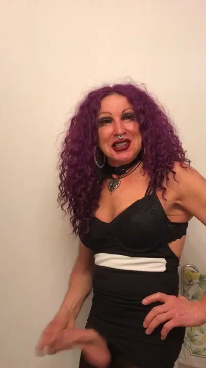 Watch Shemale Sashulya wants to suck Shemale Porn Videos | TranSexBig.