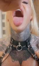 Two gorgeous girls take a cumshot