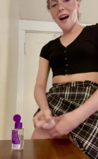 Table top cumshot