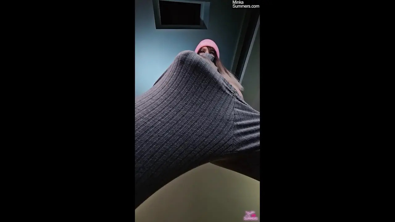 Watch Minka Stuffs Huge White girl cock in gray Leggins Shemale Porn Videos | TranSexBig.