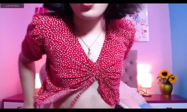 Sexy _Sweet_lu (2) cums at 15:26 all over little tits