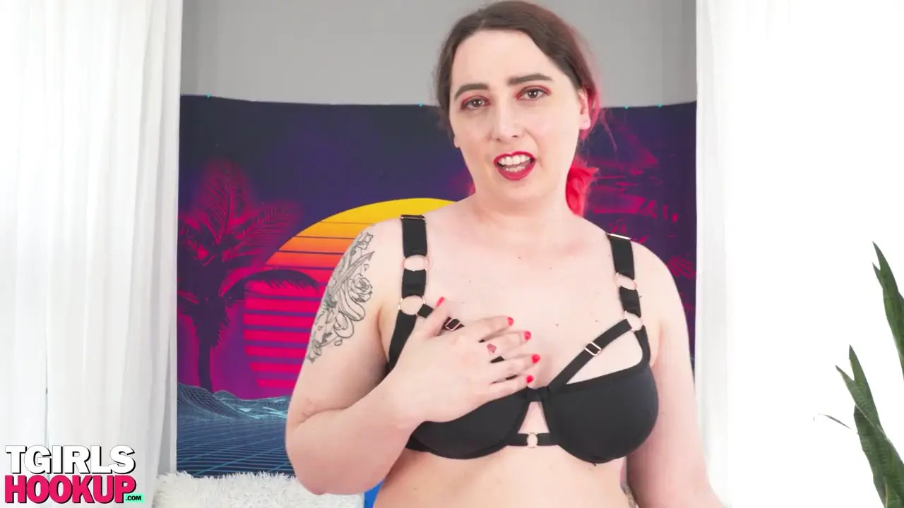 Watch TGIRLSHOOKUP - Scarlett Star Demonstrate Dildo Pleasuring Shemale Porn Videos | TranSexBig.