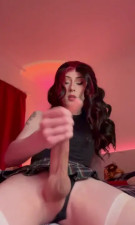 Big dick brunette cumshot