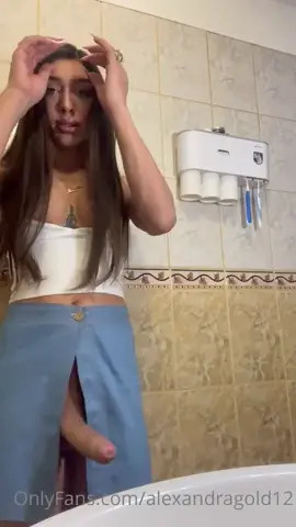 Watch Alexandra Gold Shemale Porn Videos | TranSexBig.