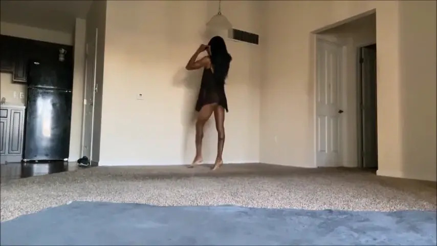 Watch Slender ebony shemale dildoing her ass on the floor Shemale Porn Videos | TranSexBig.