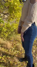 Domino Presley public piss