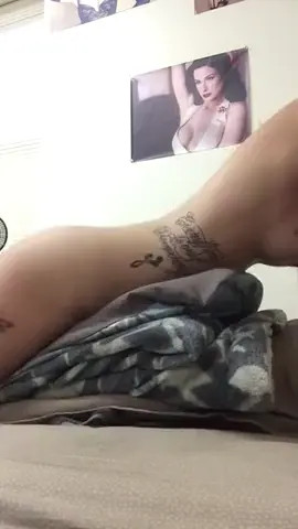 Watch Tattoo girl humps pillow Shemale Porn Videos | TranSexBig.
