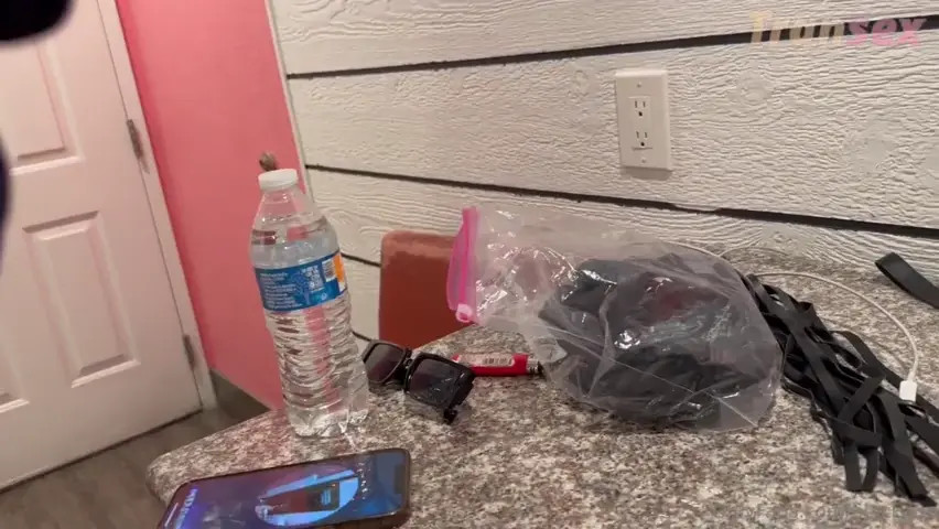 Watch onlyfans-blackate-daddiow Shemale Porn Videos | TranSexBig.