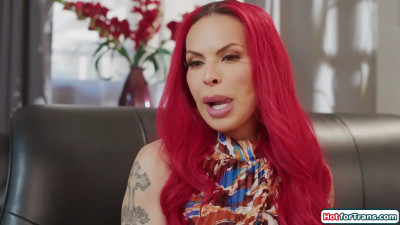 Big tits latina shemale Foxxy kissed a girl and she liked it