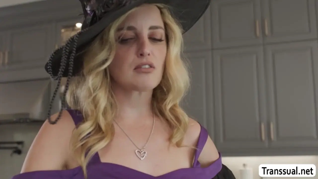 Watch Two shemale wizard fucks slutty babes pussy so hard Shemale Porn Videos | TranSexBig.