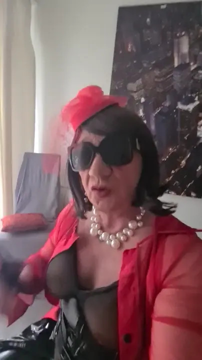Watch Woman, trannies and guys orgy Shemale Porn Videos | TranSexBig.