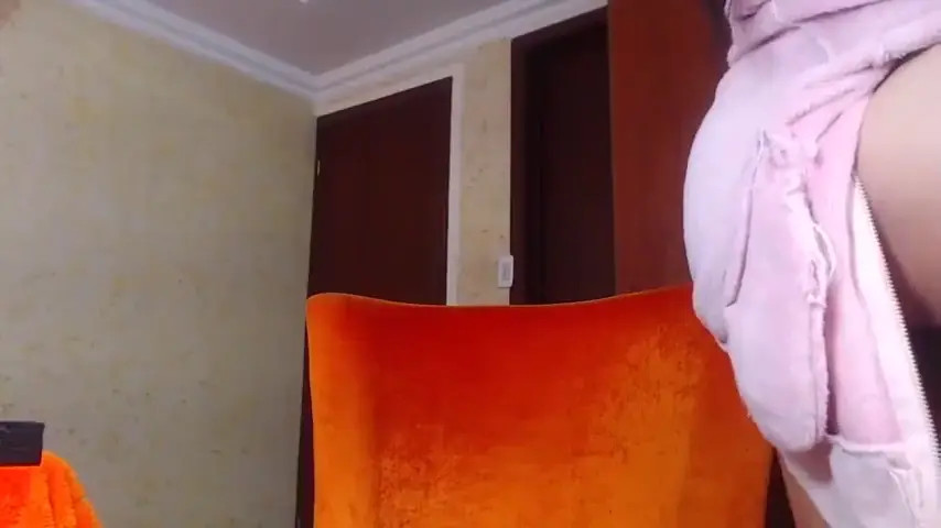 Watch thin tgirl jerking her dick p Shemale Porn Videos | TranSexBig.