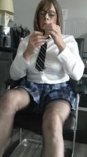 Tranny Holly's first time in chastity