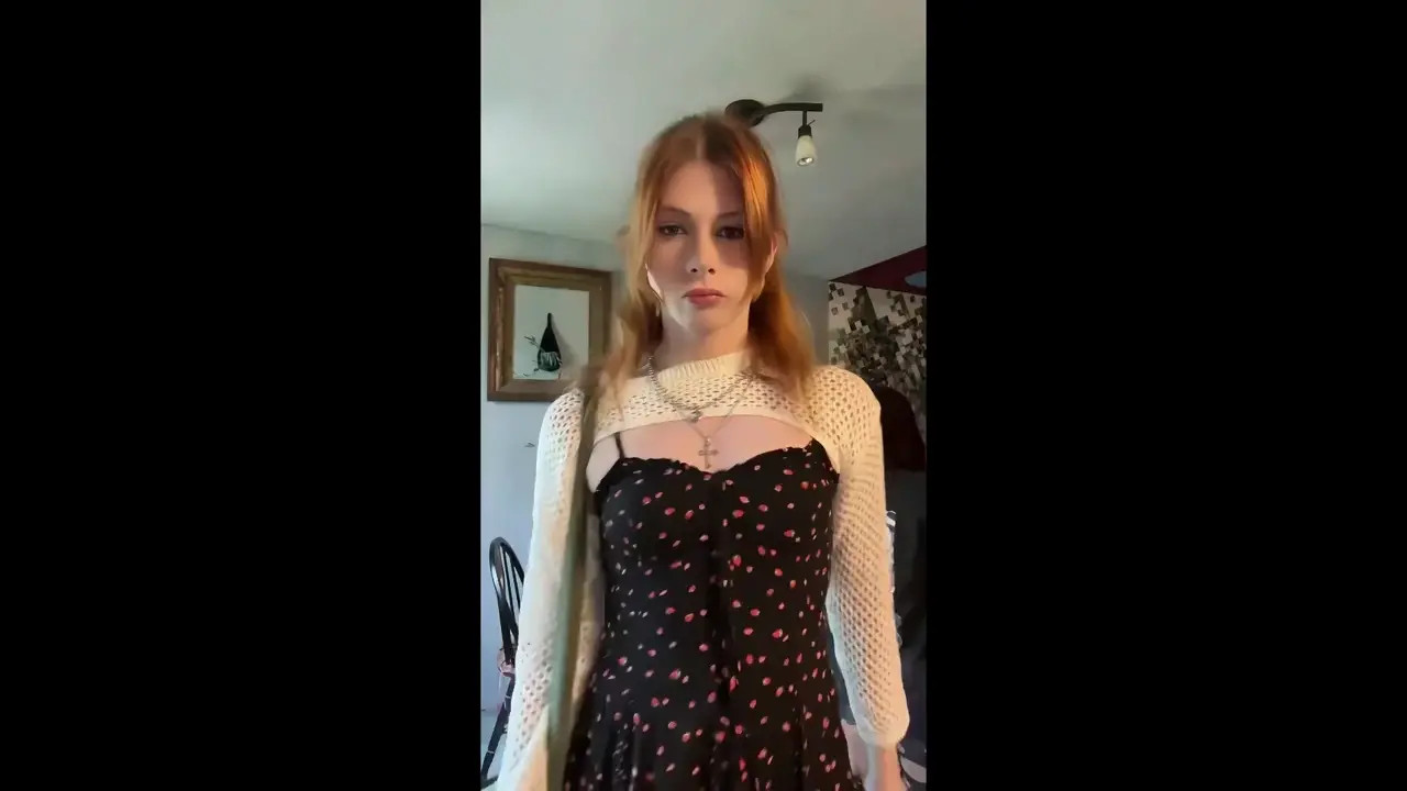 Watch I'm In Luv With astrangerinthegalaxy Shemale Porn Videos | TranSexBig.
