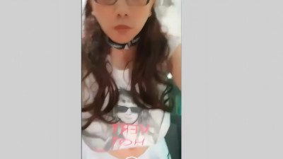Gabrielle loses her skirt