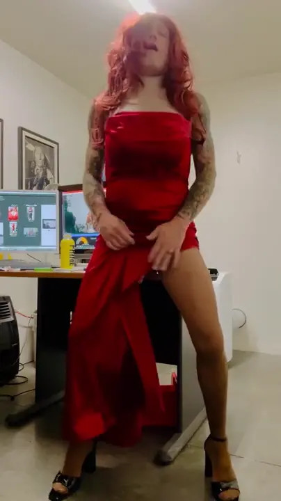 Watch Ginger Sissy feels sexy in red Shemale Porn Videos | TranSexBig.