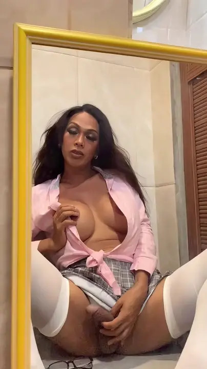 Watch  Shemale Porn Videos | TranSexBig.