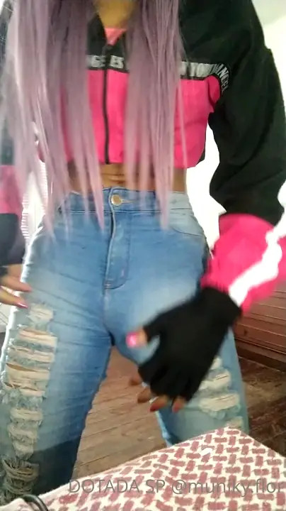 Watch Dotada shows off her huge package and blows a big load at 1:44 Shemale Porn Videos | TranSexBig.