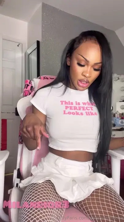 Watch MilanDior Solo Of Shemale Porn Videos | TranSexBig.