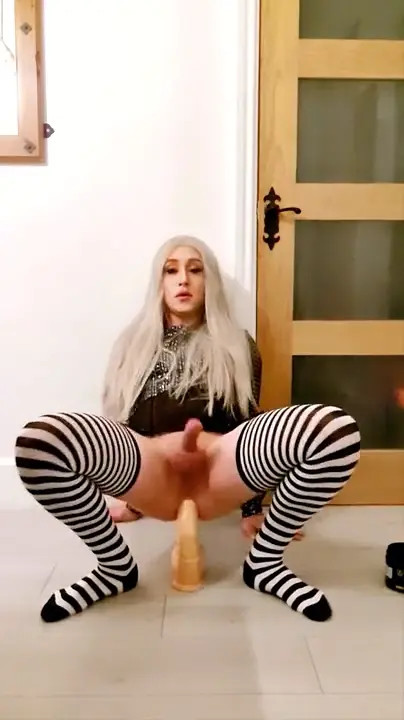 Watch NIKKI HART all the way Shemale Porn Videos | TranSexBig.