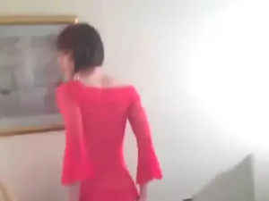 Skinny crossdresser cums with huge dildo strapon