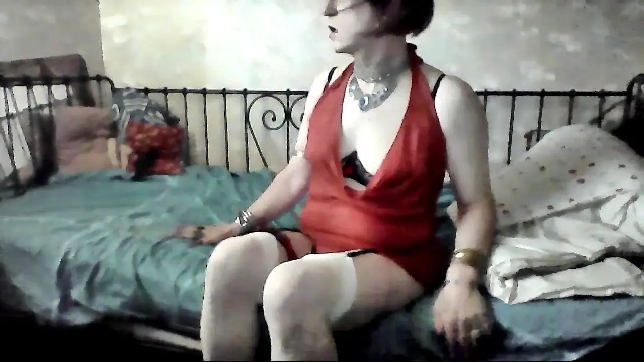 Watch Li and Love Shemale Porn Videos | TranSexBig.