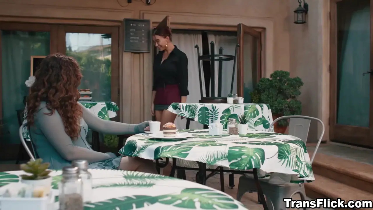 Watch Leana Lovings wants some one on one time with old friend Emma Rose Shemale Porn Videos | TranSexBig.