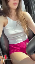 Hot wanking quickie in the car
